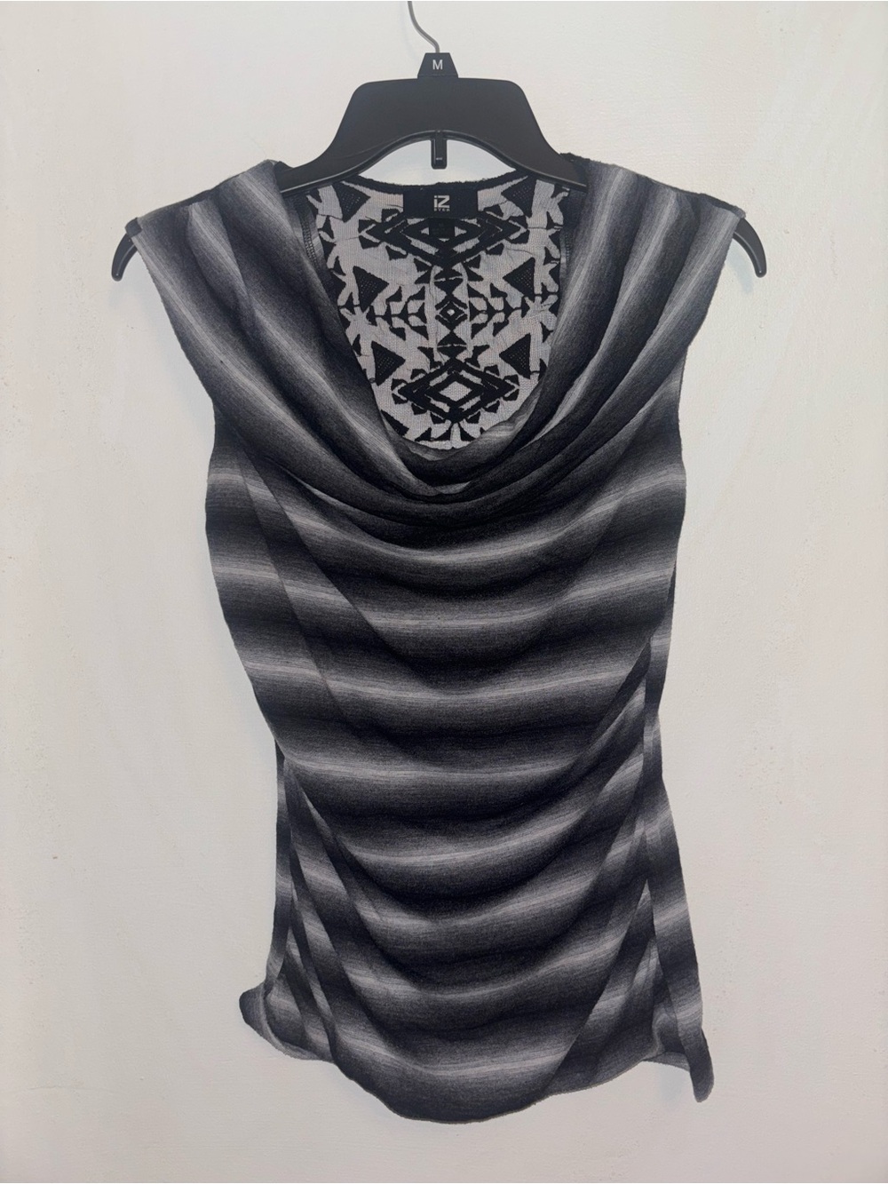 Iz Byer Black and White Geometric Knit Top